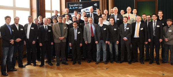 Participants of the Kickoff Meeting for the DLR SpaceBot Cup, Image: Manuel Tennert, DLR